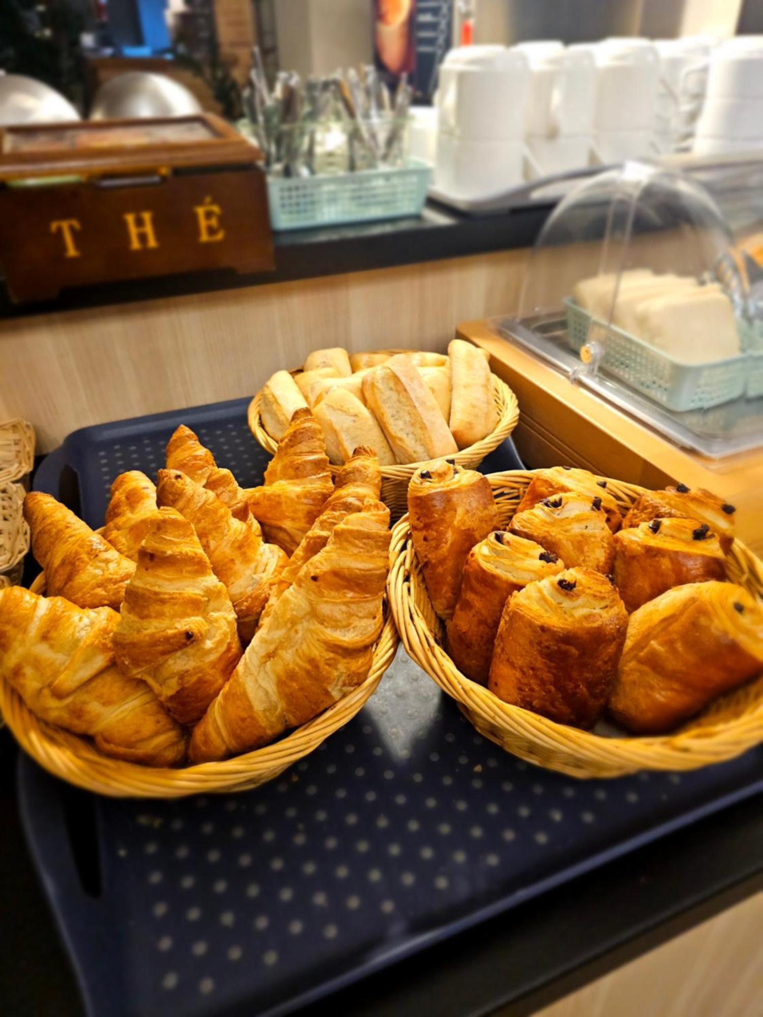 Hotel Restaurant Du Lac Graulhet Экстерьер фото